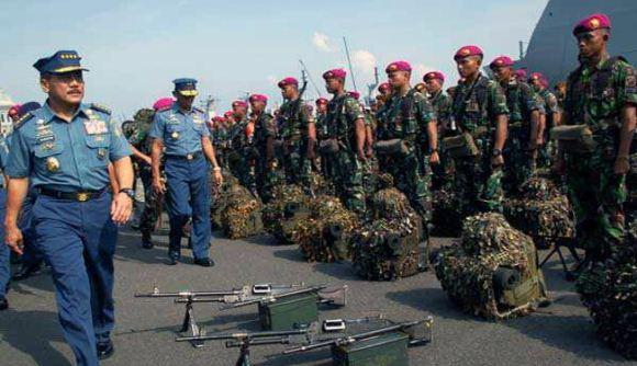 Apel Gelar Kekuatan Latgab TNI 2013