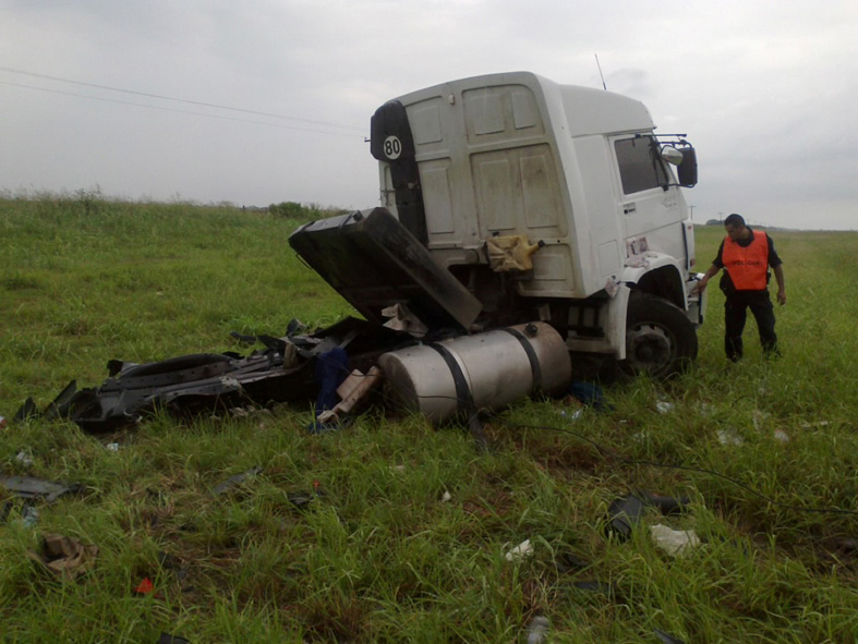 PINTO HOY Un fatal choque de camiones se cobró otra vida en la 34