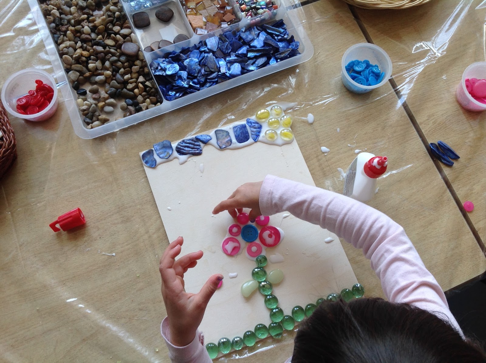 Wonders in Kindergarten: Materials that inspire creativity and imagination!