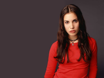 Canadian Actress Carly Pope Wallpapers