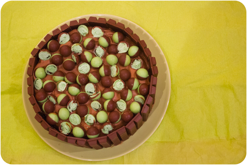 Cupcake Crazy Gem! Mint Chocolate Aero Balls & Kit Kat Overload Layer Cake