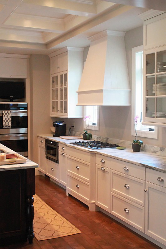 Jenny Steffens Hobick Jill’s Kitchen White Marble, Stained Island Jenny Steffens Hobick Jill’s Kitchen White Marble, Stained Island