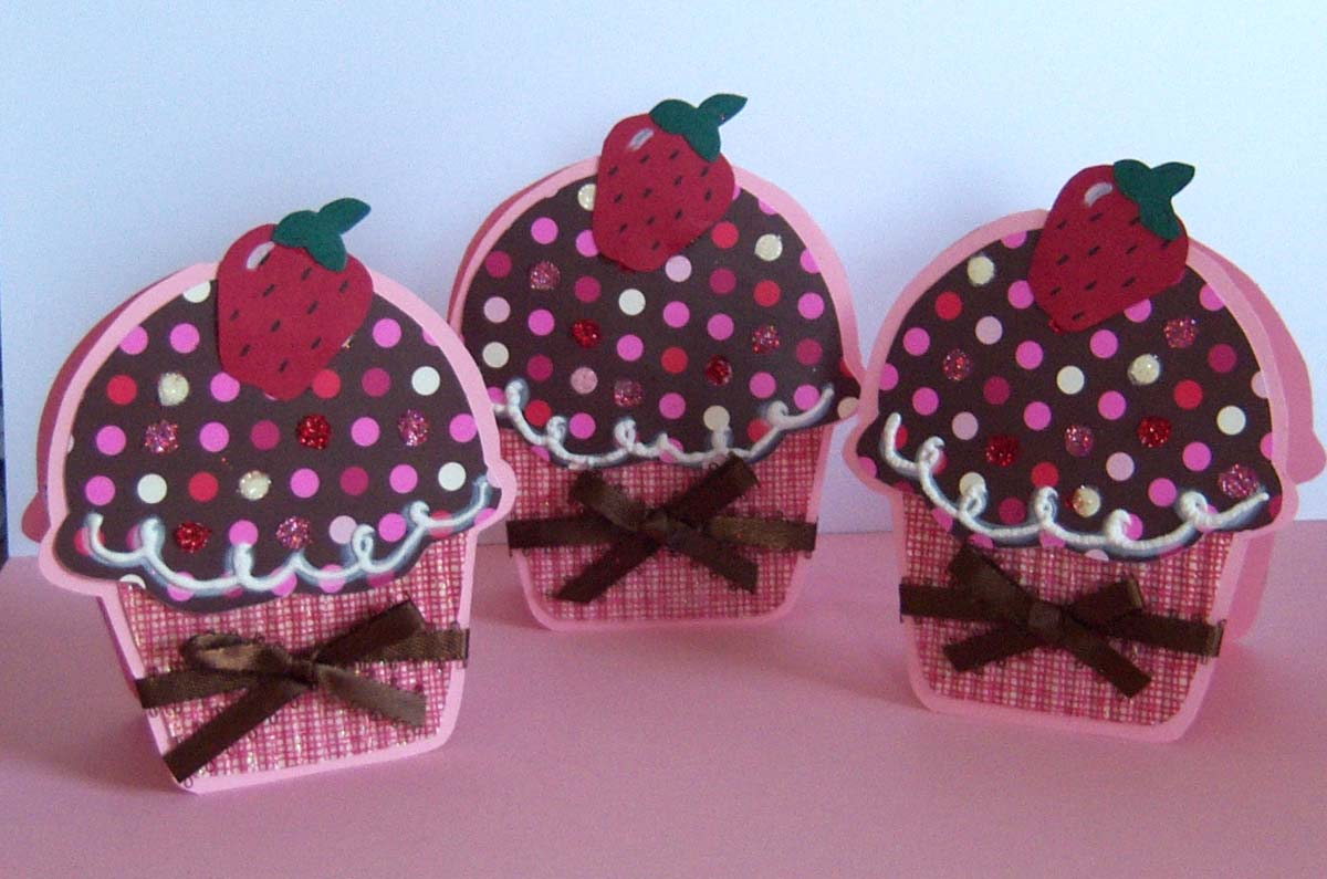 Shoregirl's Creations Cupcakes