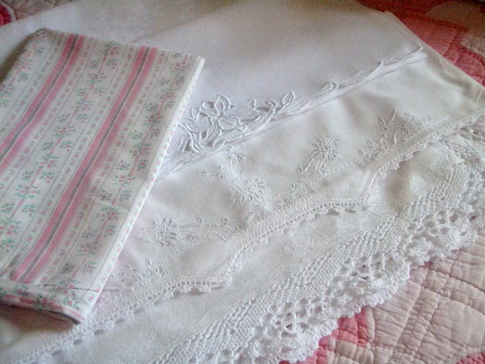 Cabin & Cottage Romantic Linen