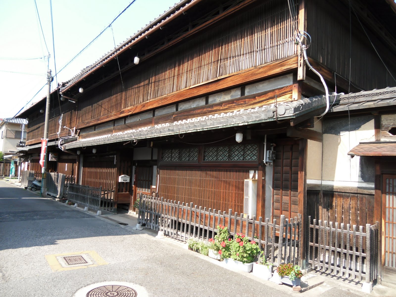 prostitution is legal in japan