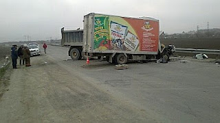 Лобовое столкновение грузовика и самосвала