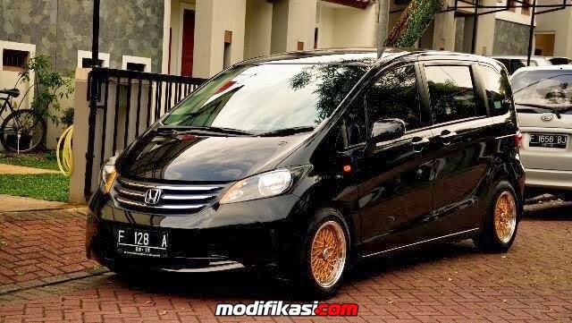 JASA ANTAR JEMPUT SURABAYA SIDOARJO ARMADA MOBIL