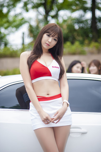 xxx nude girls: Sexy Lee Eun Hye