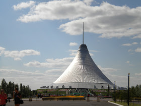 Astana Khan Shatyr