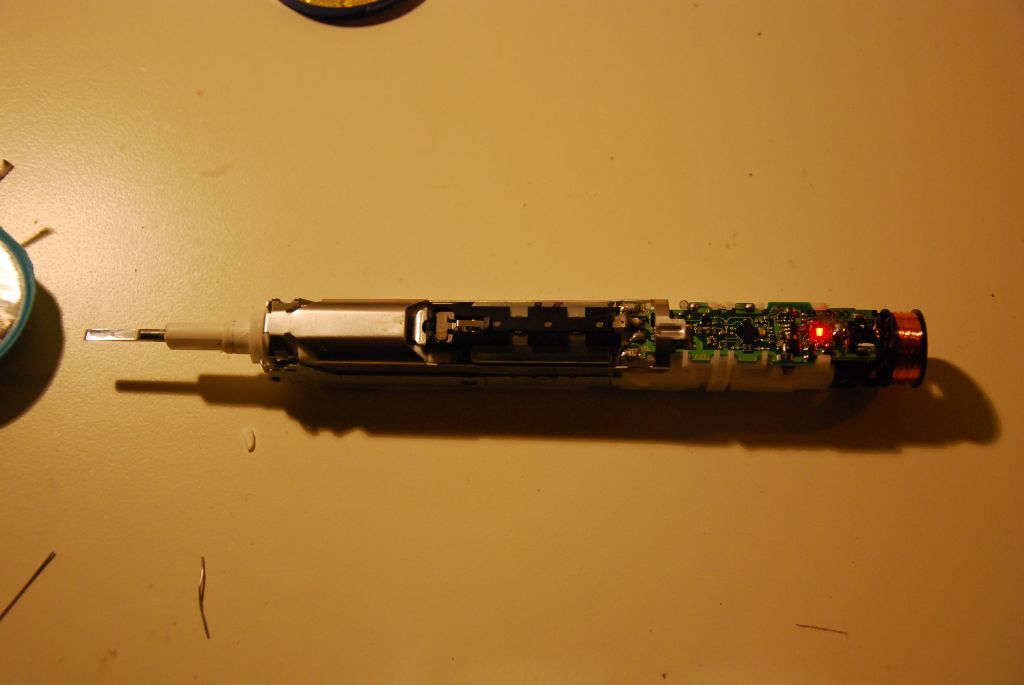 Reparaturblog Akku wechseln bei einer Braun ORALB Professional Care