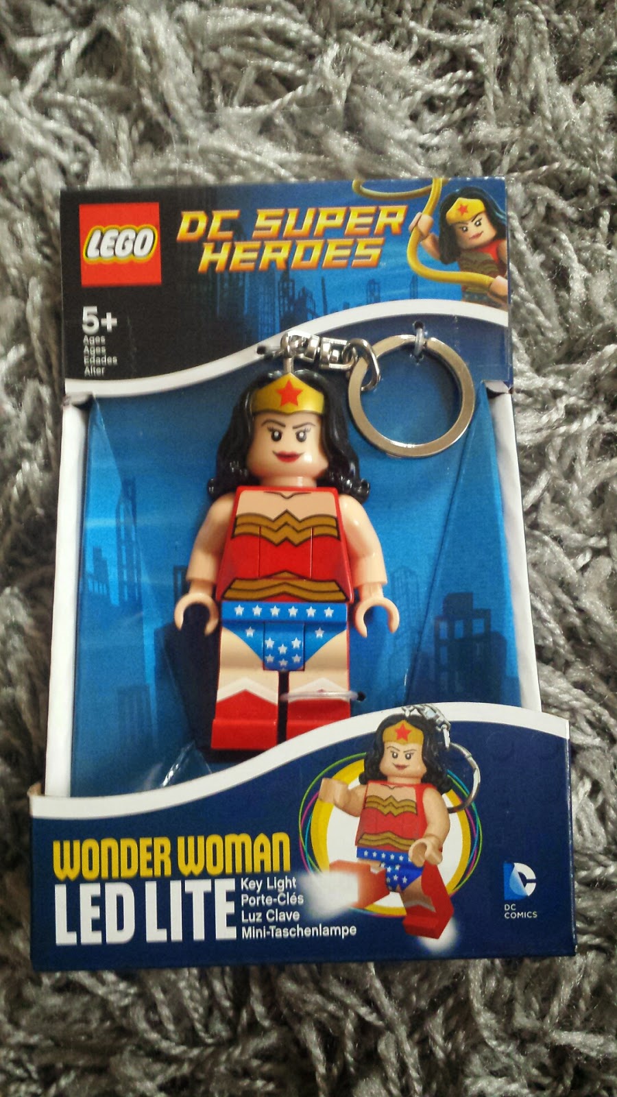 LEGO DC SUPER HEROES WONDER WOMAN KEYLIGHT KEYRING LIGHT TORCH KIDS 