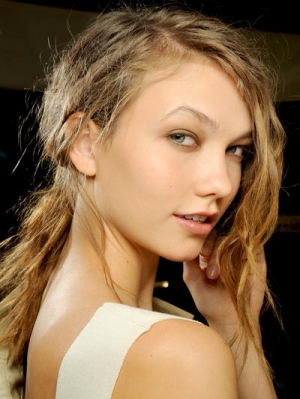Hairstyles For School, Long Hairstyle 2011, Hairstyle 2011, New Long Hairstyle 2011, Celebrity Long Hairstyles 2011