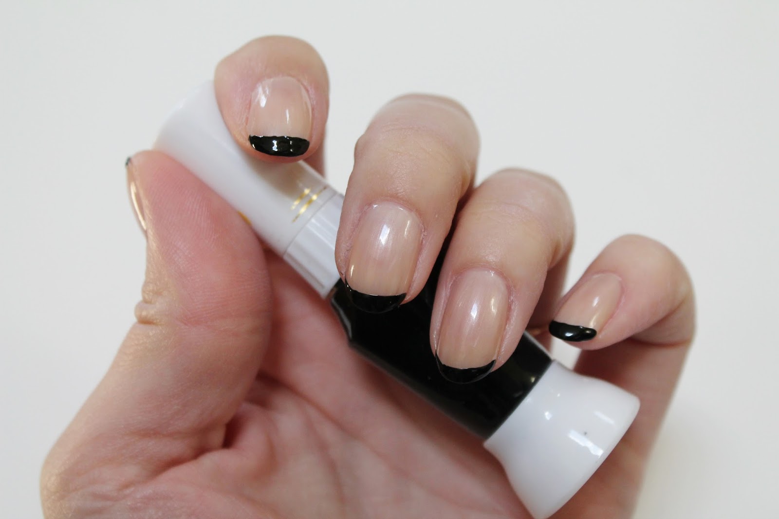 9. Easy Dot French Tip Nail Art - wide 10