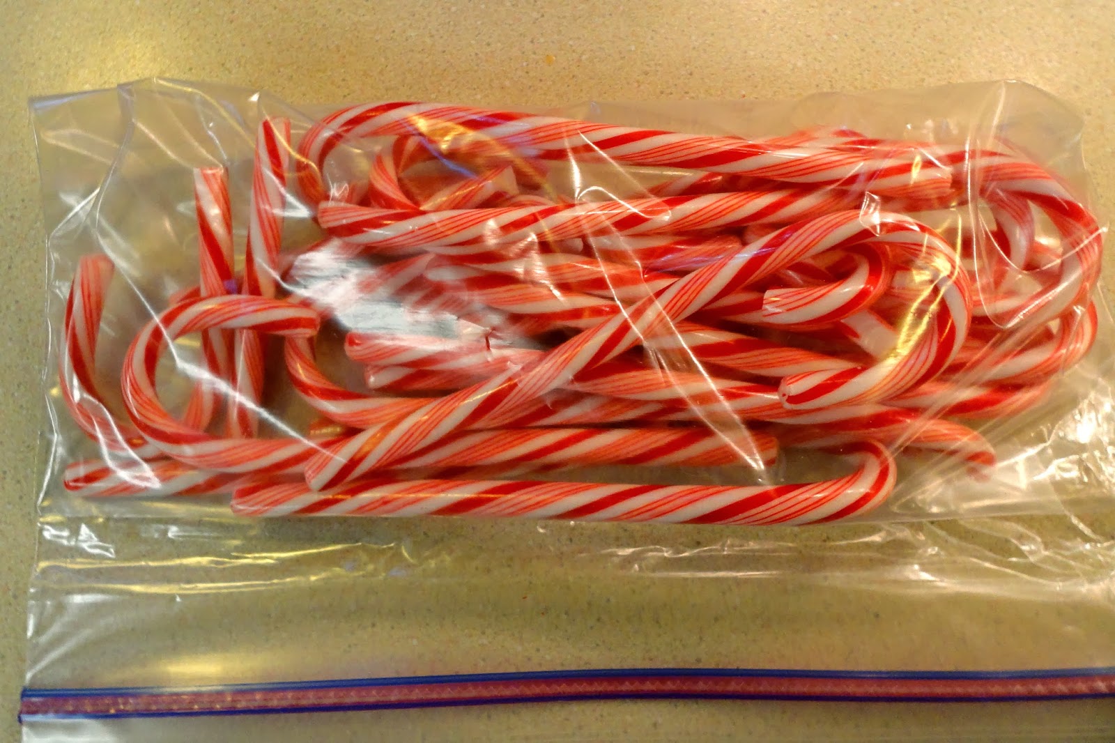 Griggs Dakota How to Crush Candy Canes