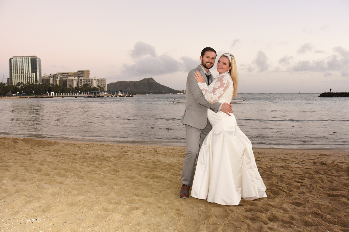 Affordable Hawaii Beach Weddings