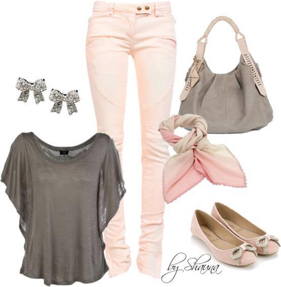 grey shirt pink pants