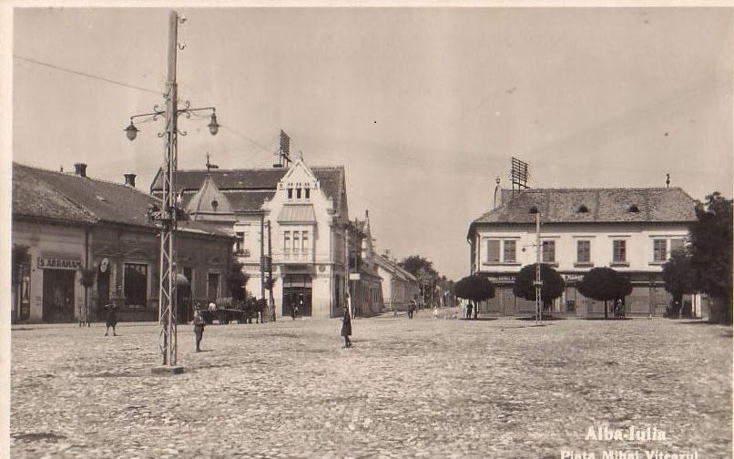 Amintiri din Vechiul Regat Piata Mihai Viteazu din Alba Iulia de odinioara