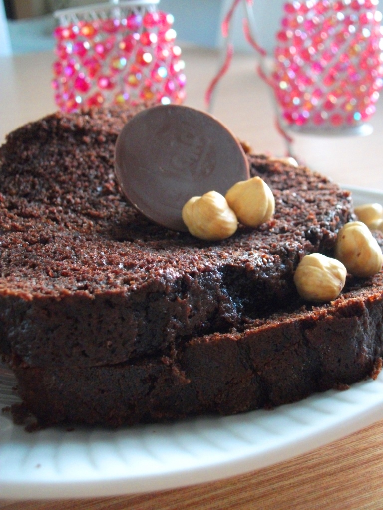 Kakao ve Fındıklı Kek (Ekmek Makinesinde) Aycan�ın Mutfağı