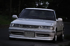Toyota Mark II X80, japoński sportowy sedan, tylnonapędowy, napęd na tył, RWD, drifting, zdjęcia, tuning, JDM