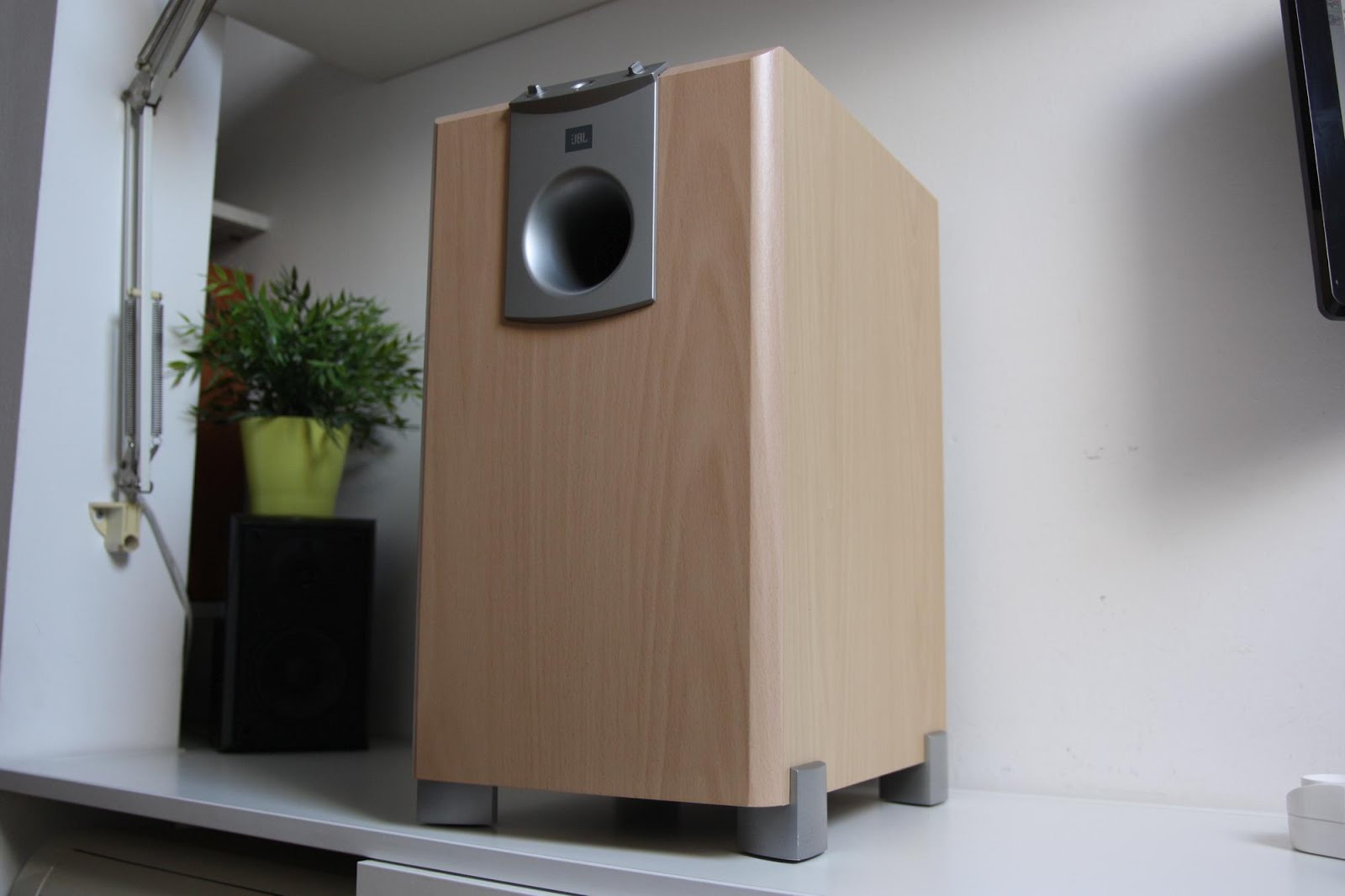 JBL 453 сабвуфер