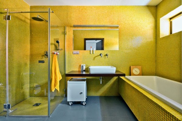 Decoración de baños color amarillo - Colores en Casa