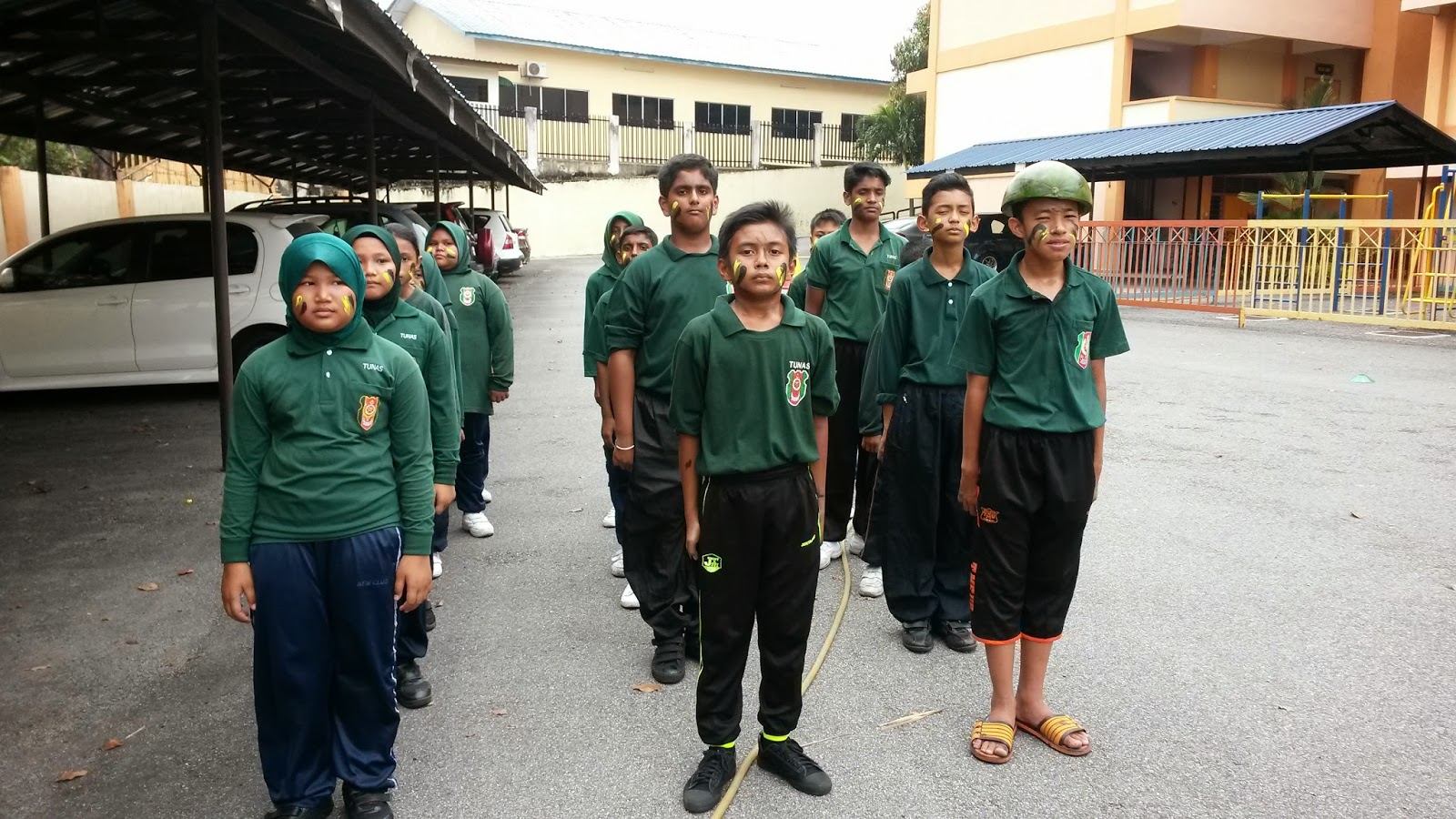 Tunas Kadet Remaja Sekolah - SK Intan Baiduri: Rempuh ...