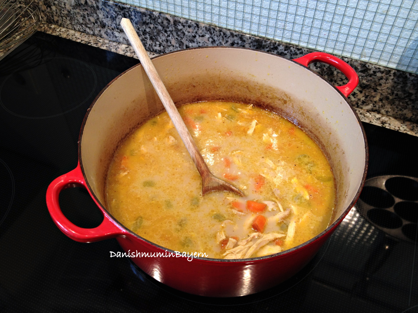 Danish Mum in Bayern Tasty curry chicken soup...with Port.