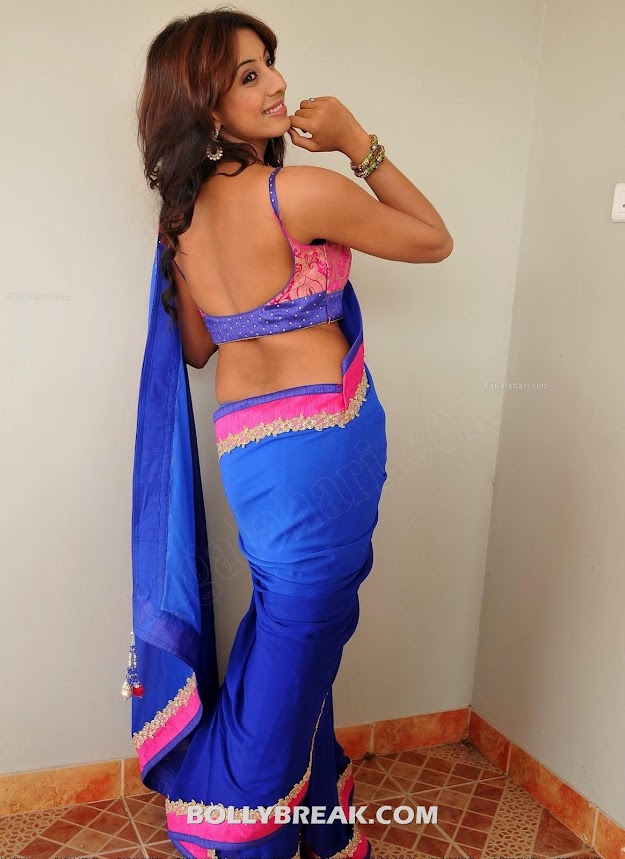  Sanjana blue sari bare back HOT PHOTOS