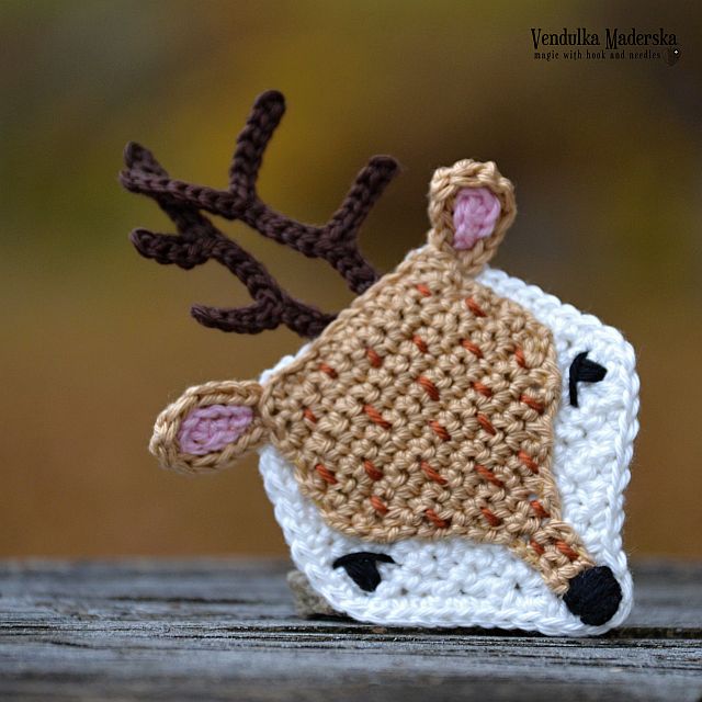 Crochet deer applique by VendulkaM