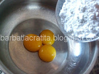 Tiramisu cu crema mascarpone preparare reteta prajitura