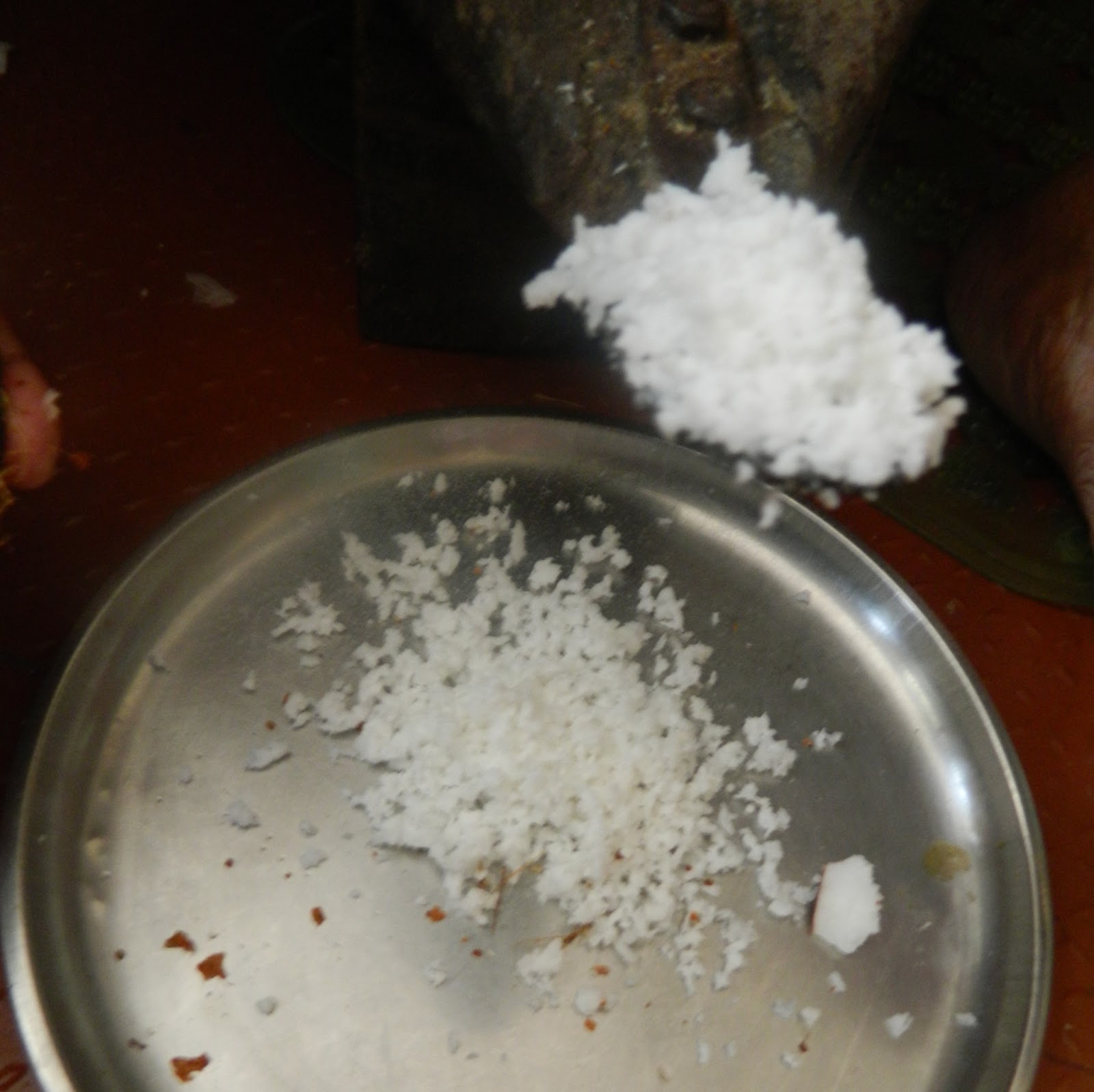 How to extract coconut milk Geeths Dawath