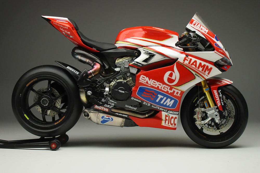 Racing Scale Models Ducati 1199 Panigale C.Checa 2013 by Max Moto Modeling