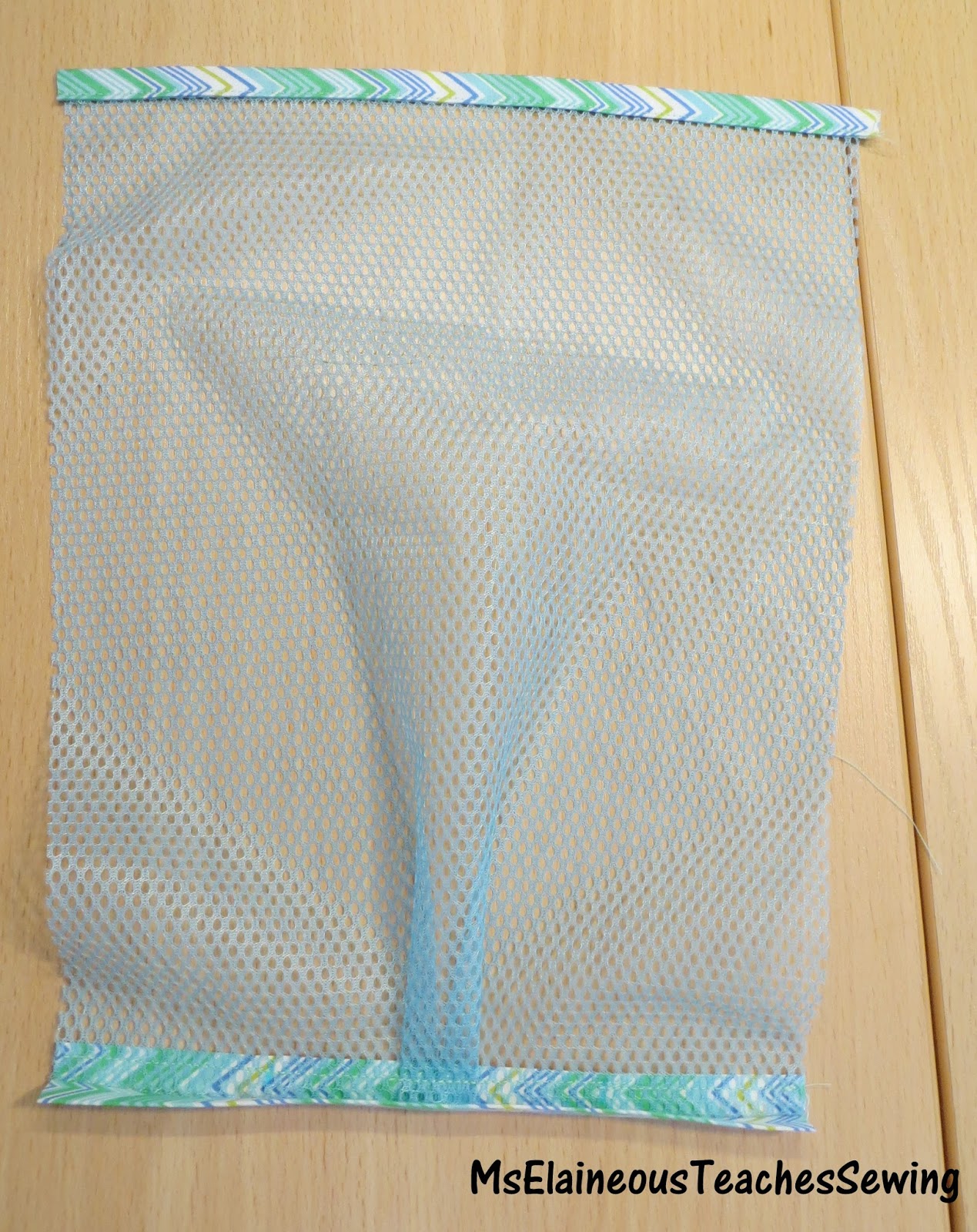 Ms. Elaineous Teaches Sewing Making a Pleated Mesh Pocket