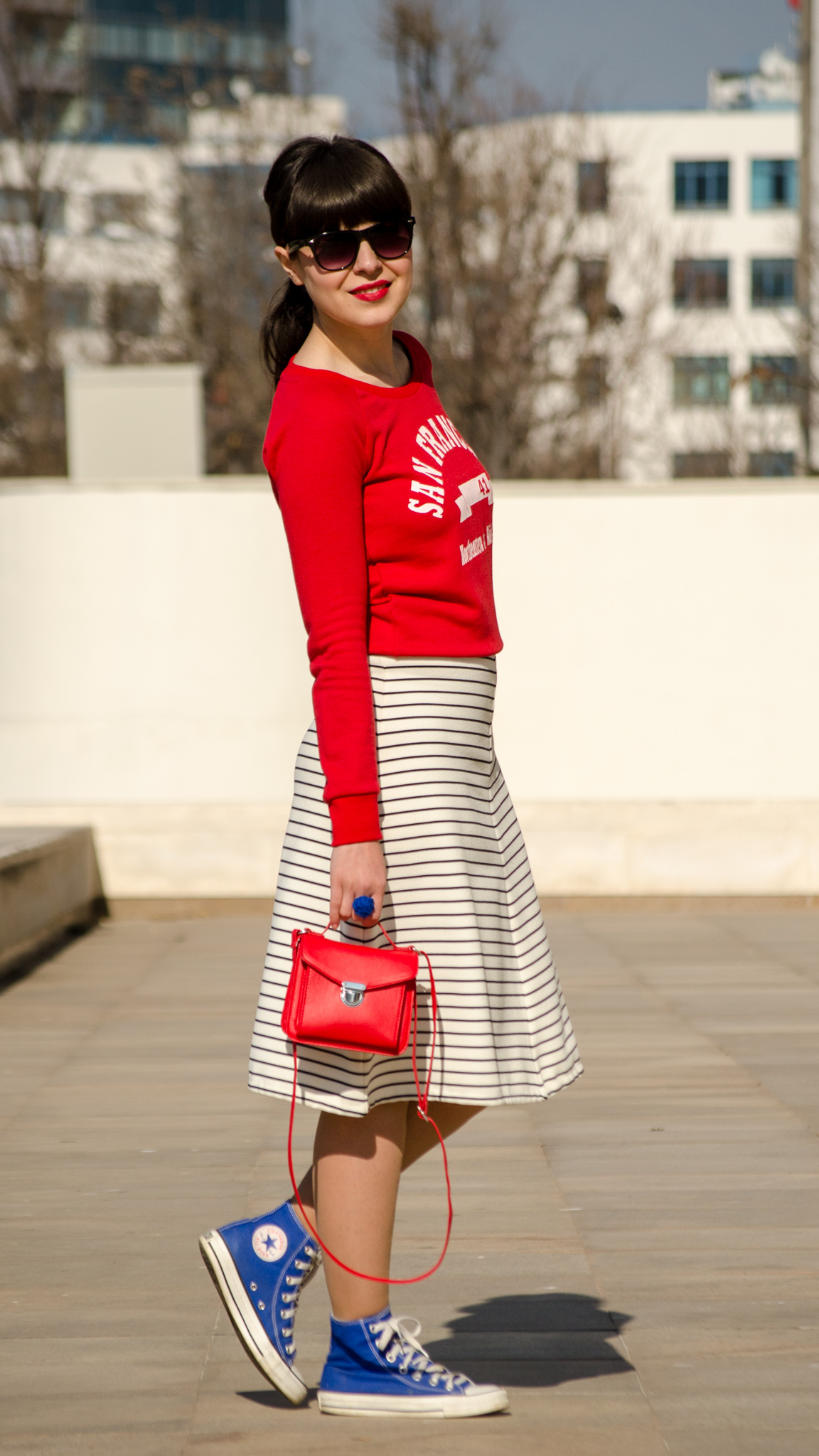 sport red top koton zara striped skirt stripes navy look red bag satchel cobalt blue sneakers converse spring outfit