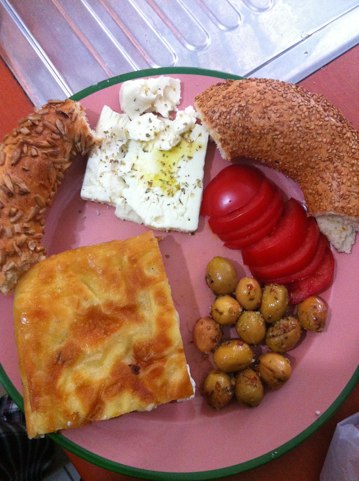 Dunya Genelinde Calisanlar Ogle Yemeginde Neler Yiyor Bundle