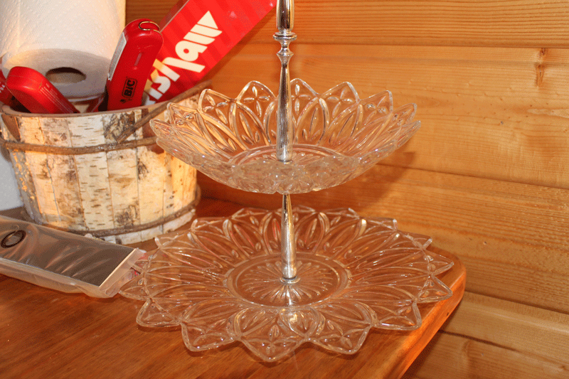 Women on a Mission: Mom Edition: LIVE FROM THE LAKE: GARAGE SALE FINDS!