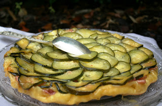 tatin salé de courgettes lardons et st félicien Tatin+sl%25C3%25A9+courgettes+002