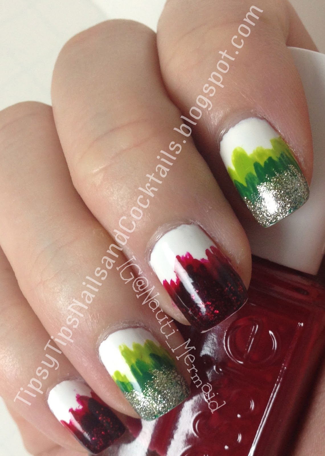 Nauti Nails: Christmas Dip-Dye Nails