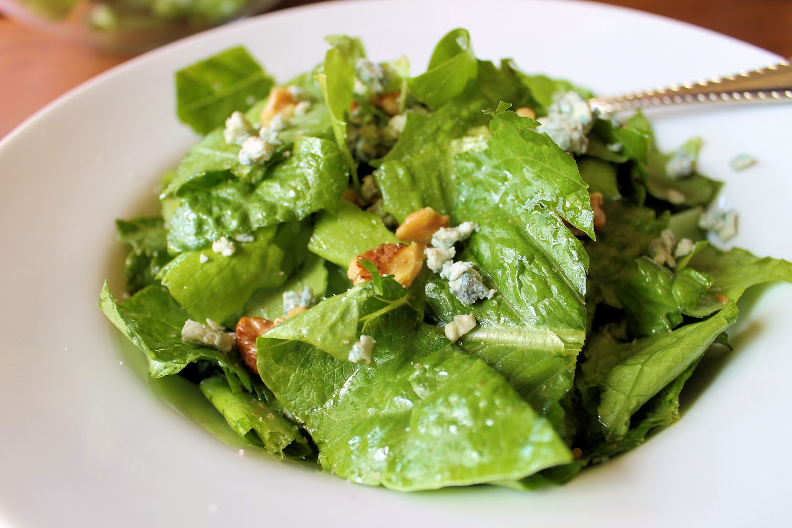 Romaine Lettuce Salad with Roasted Walnuts and Blue Cheese ...