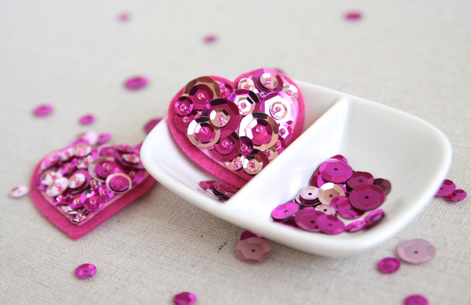 Benzie A fanfare of felt. Sequins and Felt Valentine hair clips