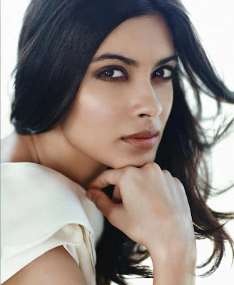 Diana Penty's hot Photo shoot on Femina India May issue 