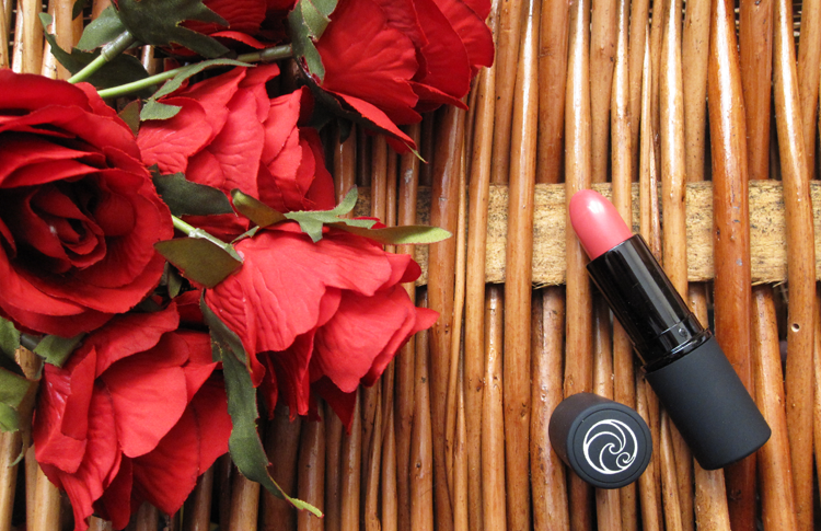 Living Nature Lipstick in Bloom review