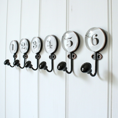numbered hooks