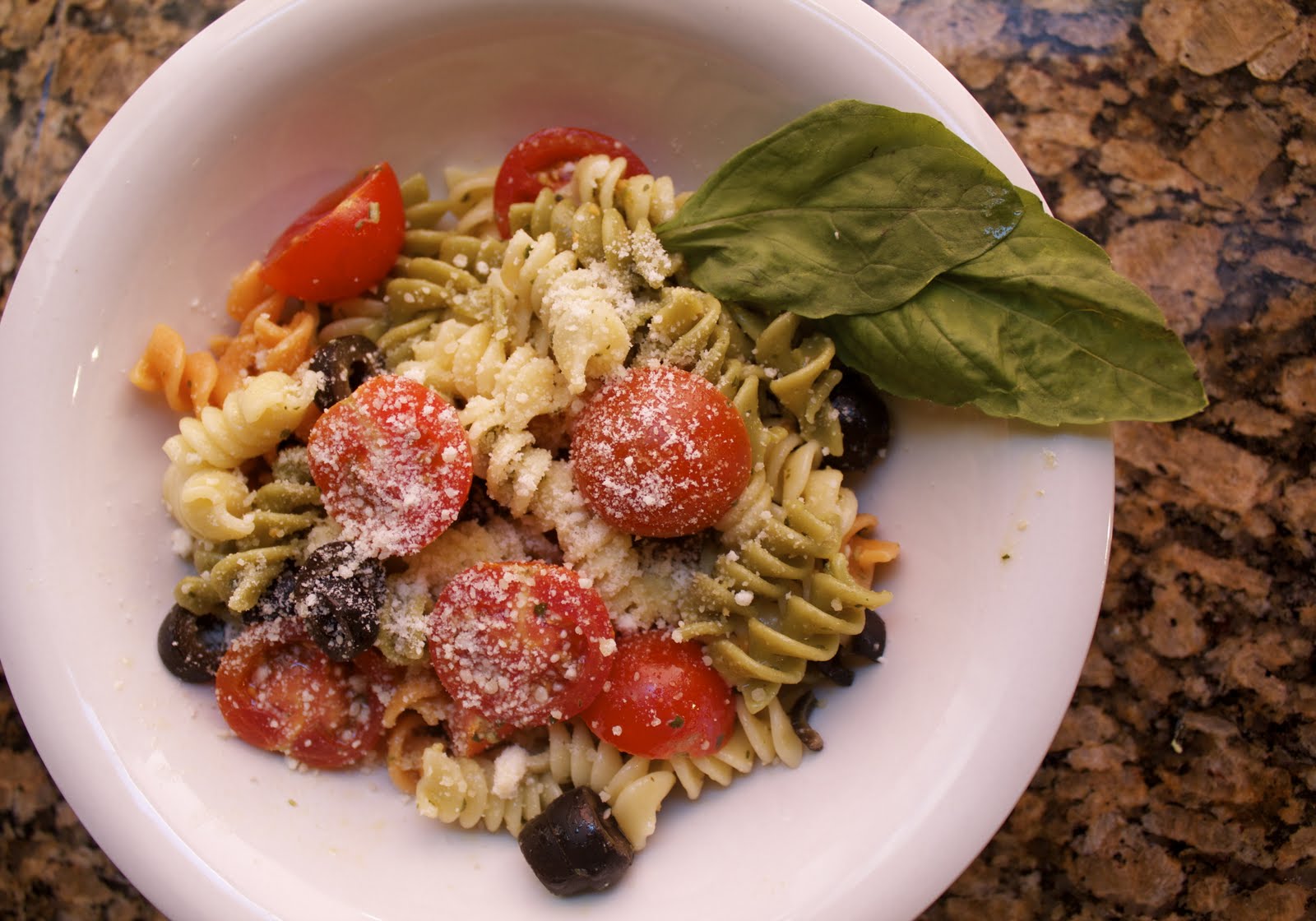 modern garden rotini salad!