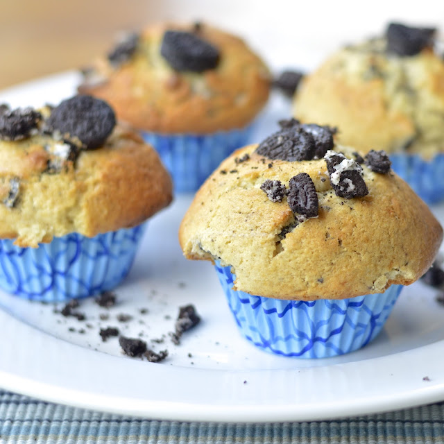 Oreo Muffins + 5 Tips for Homemade Bakery Style Muffins Virtually