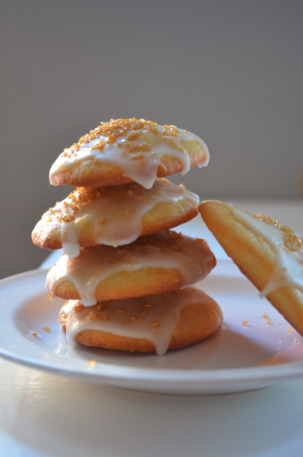 amour fou(d) buttermilk tea cookies with lemon glaze.