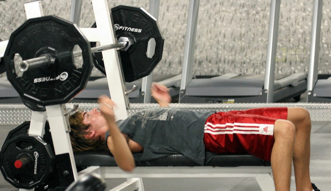 Zac Efron Workout And Diet Secret Muscle World