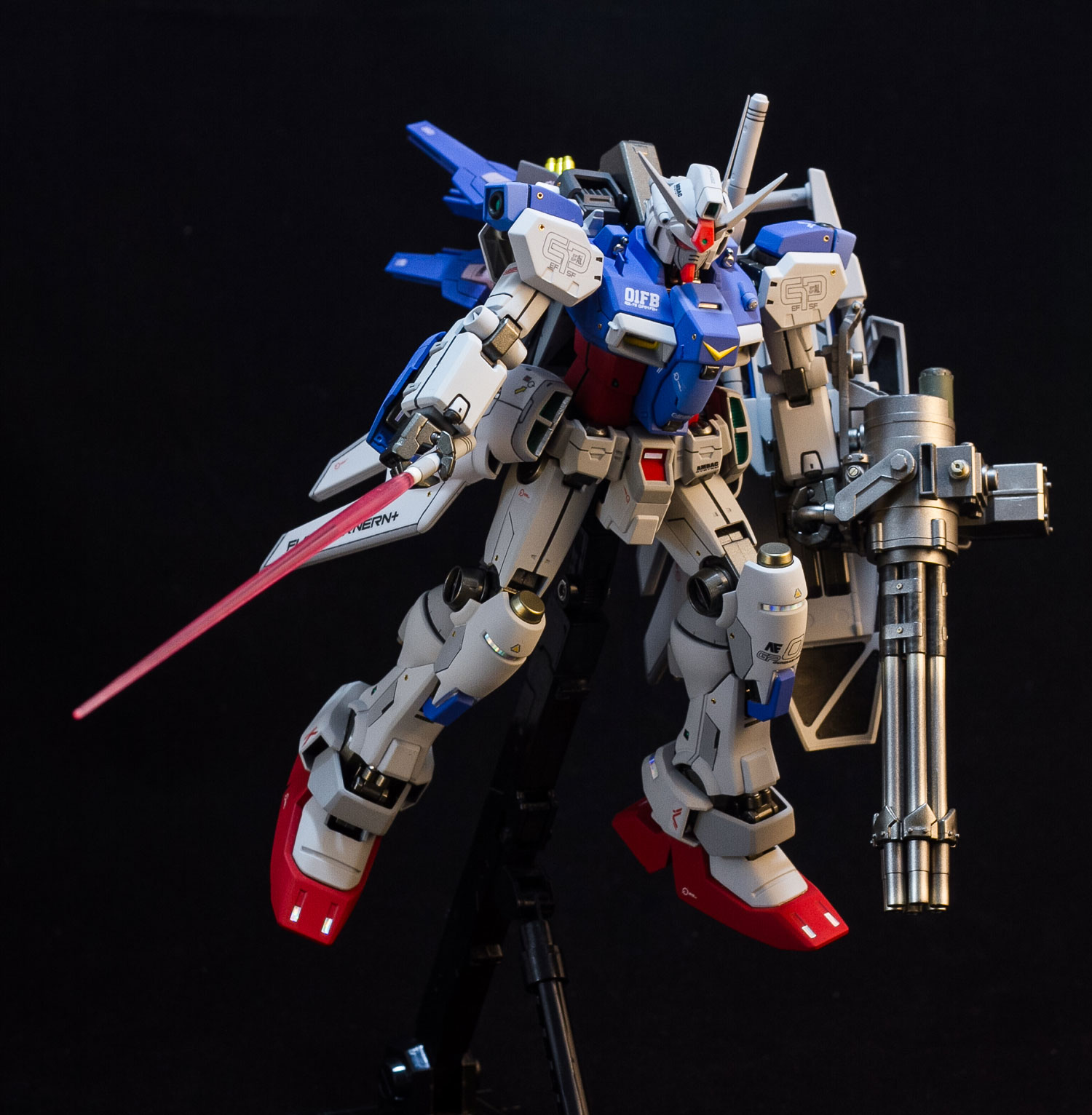 Custom Build: PG 1/60 Gundam GP01 Zephyranthes - Gundam 