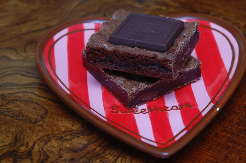 BROWNIES STUFFED WITH GHIRARDELLI CARAMEL & SEA SALT CHOCOLATES Hugs