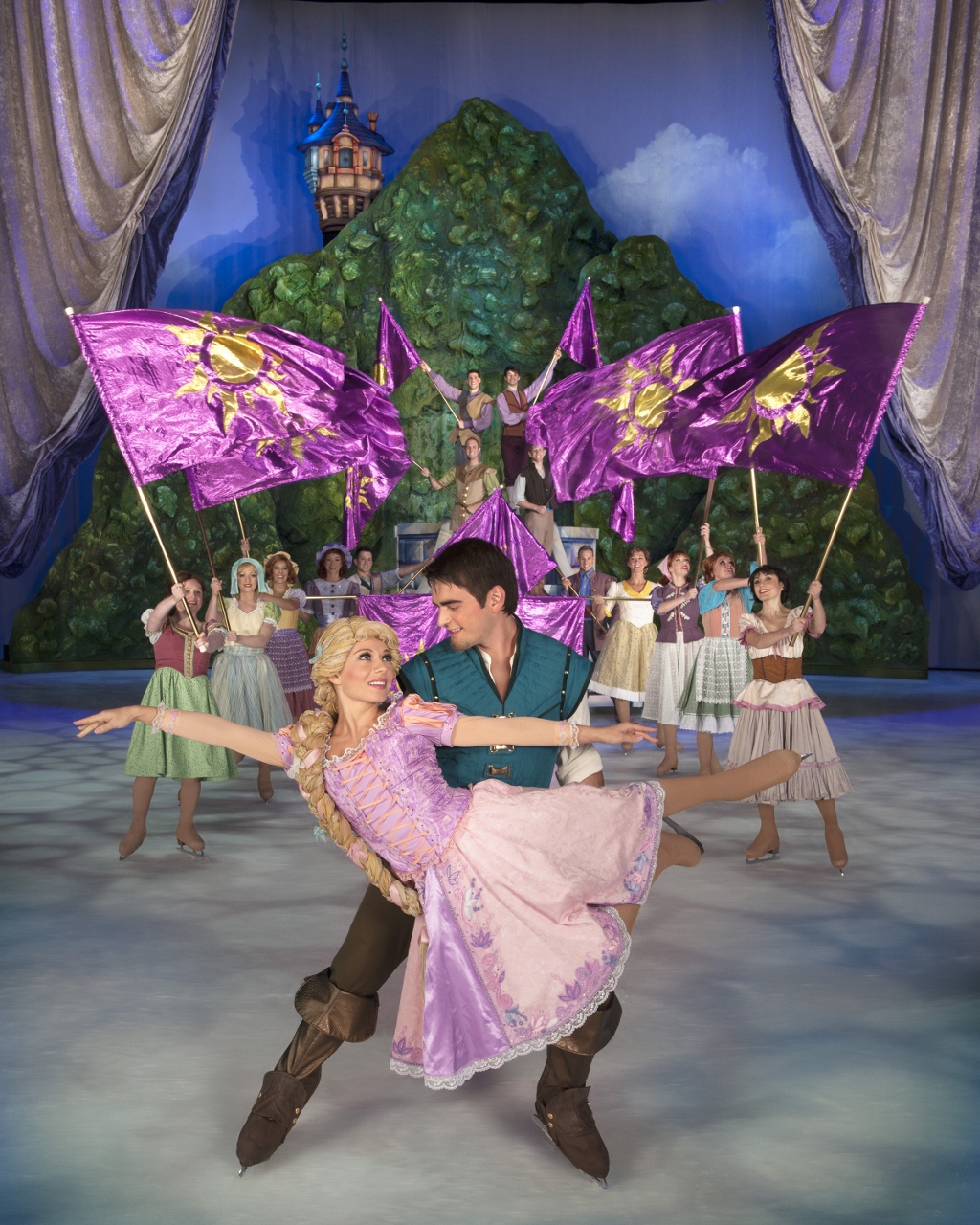 Polkadots on Parade GIVEAWAY Disney On Ice Rockin' Ever